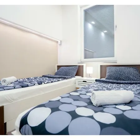 Relax Exclusive Free Public Parking * Sarajevo